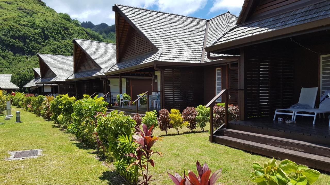 Moorea Sunset Beach